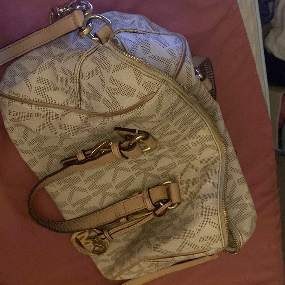 Michael kors signature bag - Picture 4 of 8